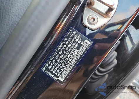 2017 Porsche Cayenne z USA, uszkodzony, nr VIN WP1AA2A24HKA89888